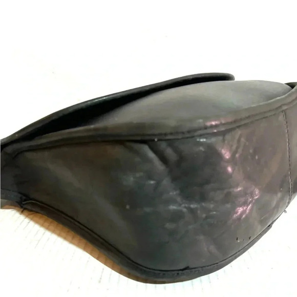 Black vintage leather crossbody bag - Picture 5 of 6